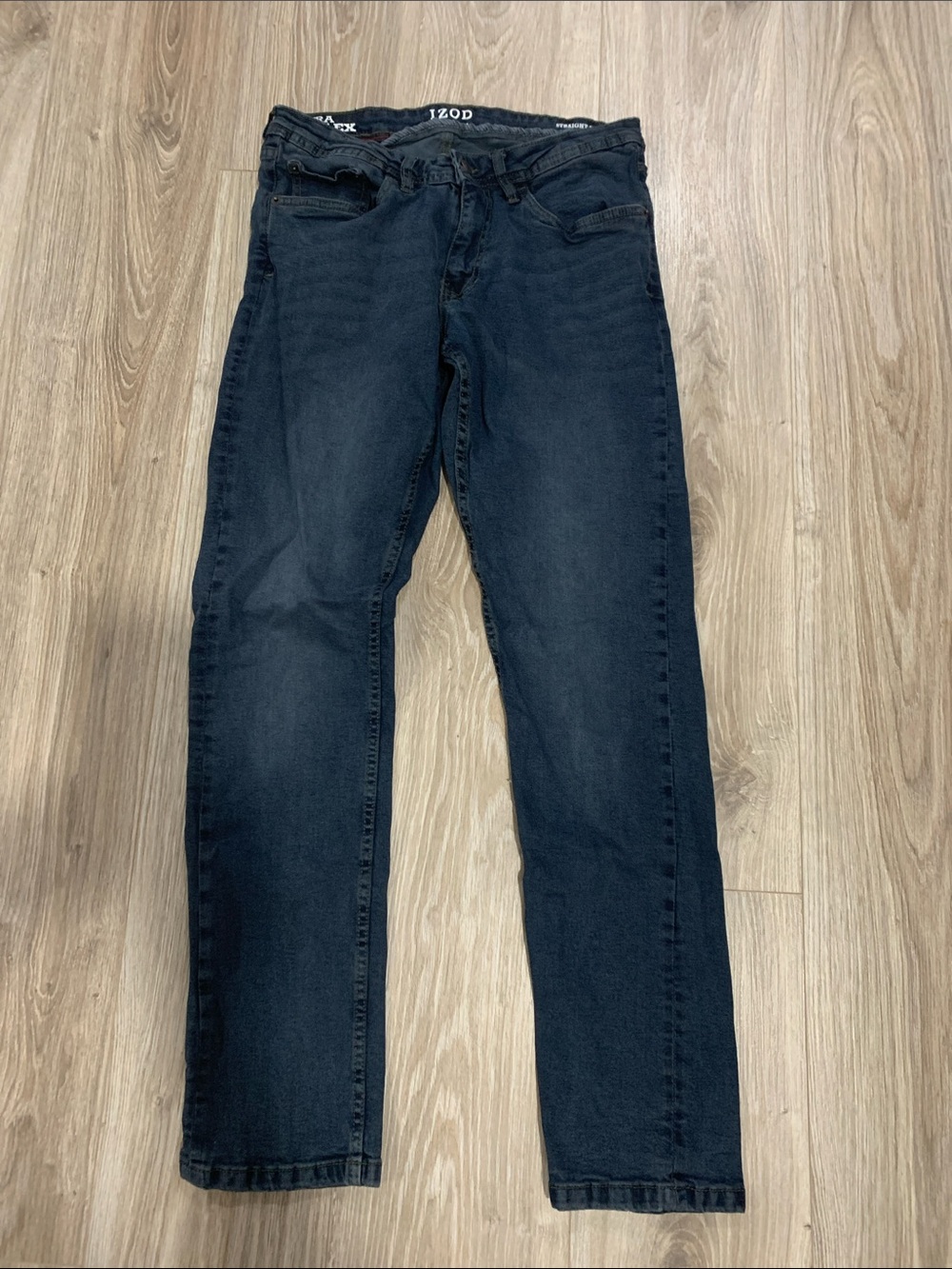 Izod Men's Navy Slim Straight Jeans